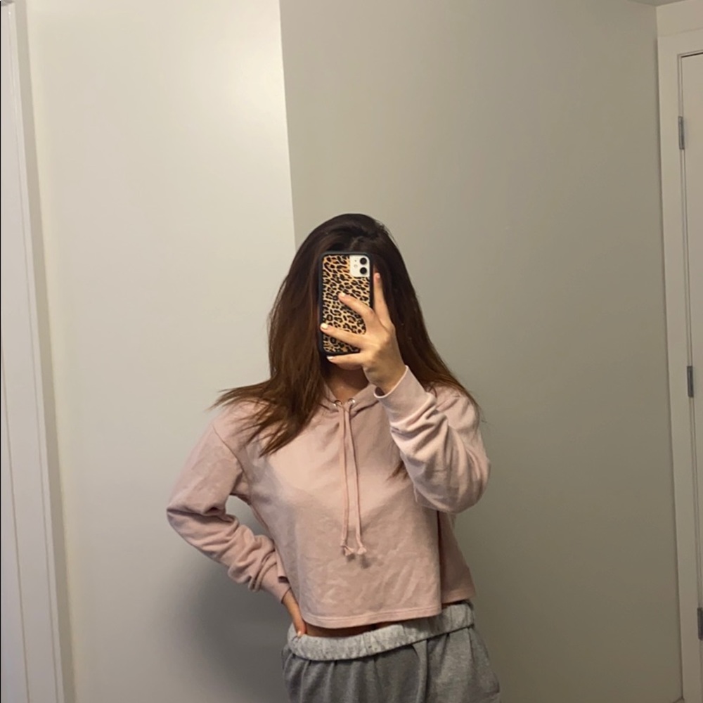 cropped hoodie